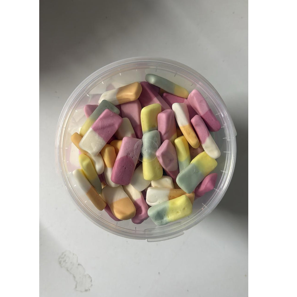 Smarties Squashies Soft Chewy Candy – Mixed Fruit & Raspberry & Cream 560g