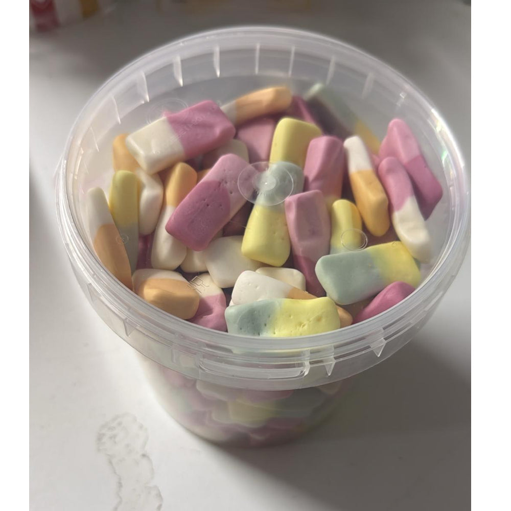 Smarties Squashies Soft Chewy Candy – Mixed Fruit & Raspberry & Cream 560g