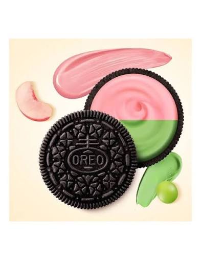 Oreo Grape & Peach Cream Sandwich Biscuits 97g (12 Pack) – Japanese Edition